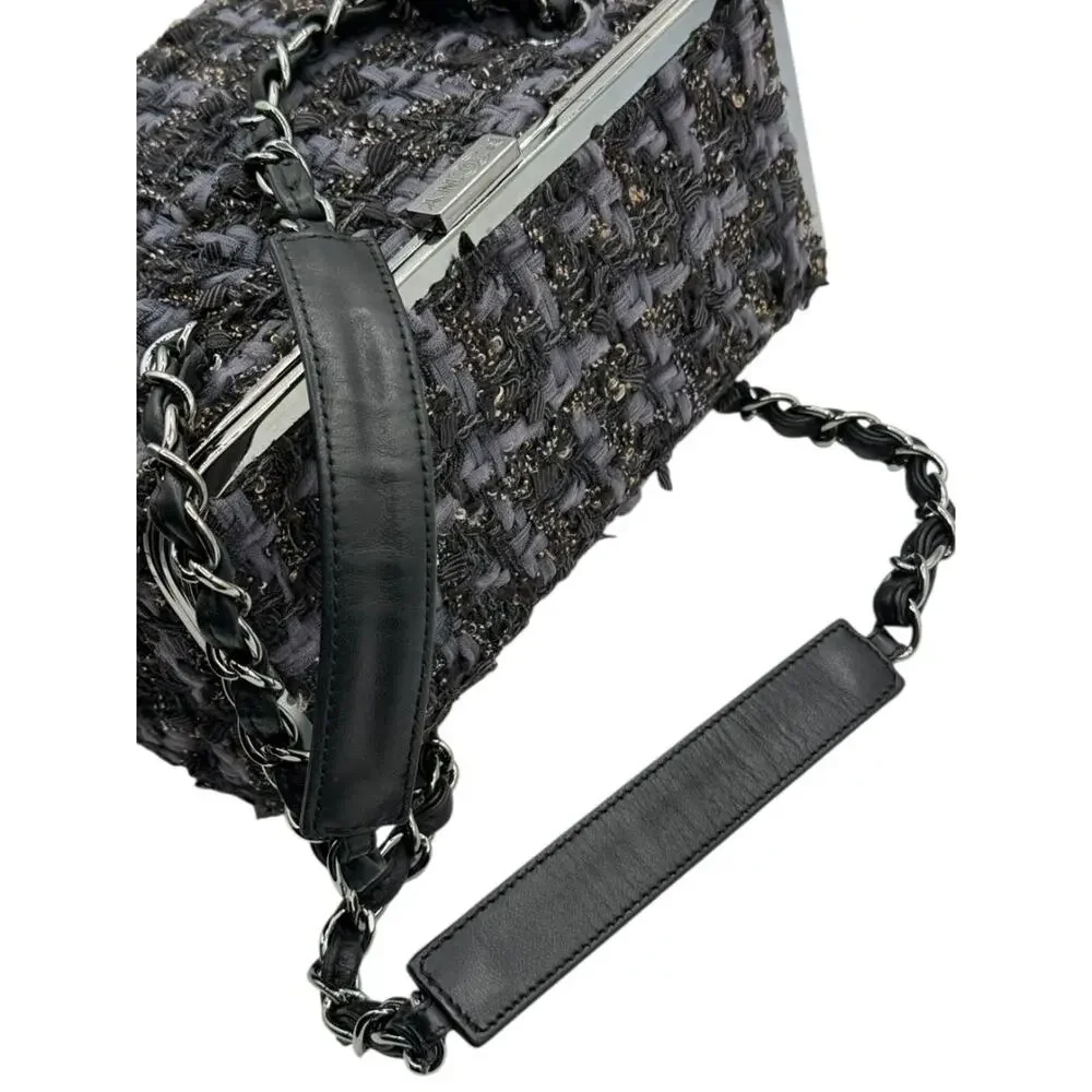 CHANEL 2006 tweed